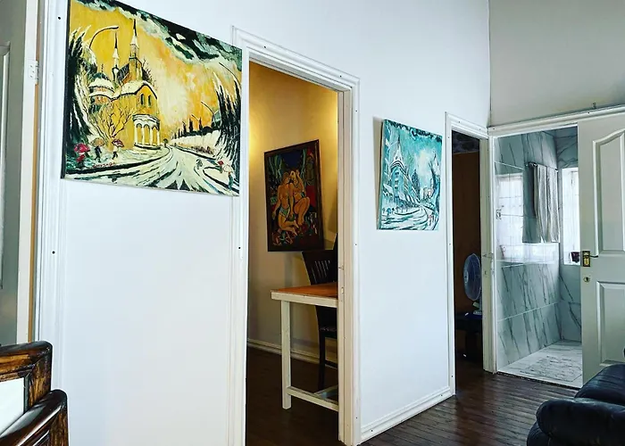بيت للعطل Art House Pagoi Sleeps 6 Parking Near The آغيوس غيوريوس باغون