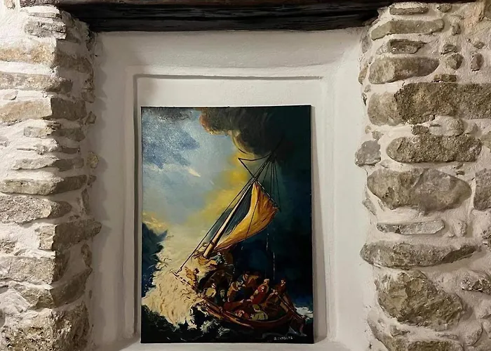 Art House Pagoi Sleeps 6 Parking Near The * آغيوس غيوريوس باغون