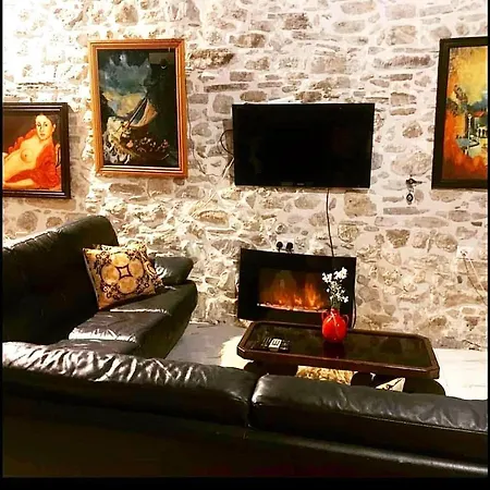 Art House Pagoi Sleeps 6 Parking 5 Min To אגיוס גיורגיוס פגון