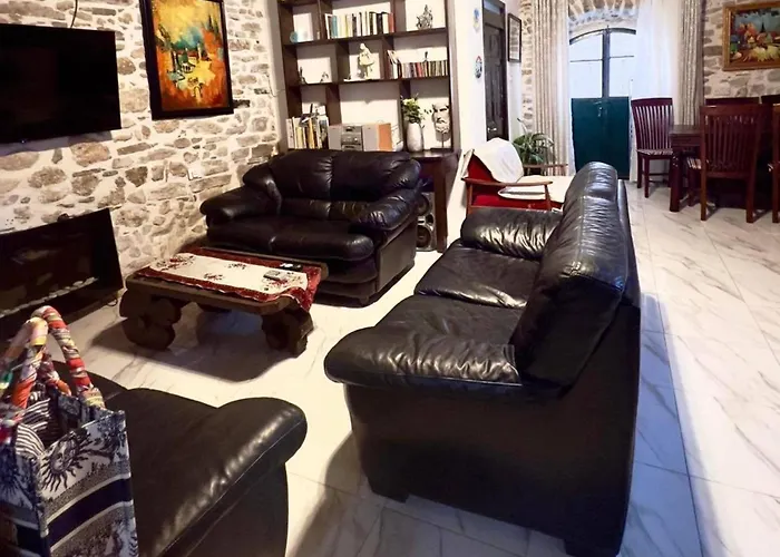 Prázdninový dům Art House Pagoi Sleeps 6 Parking Near The *