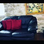 Case de vacanță Art House Pagoi Sleeps 6 Parking Near The